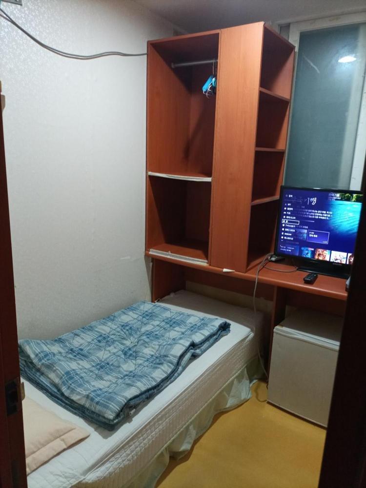 Ostello Mokhwatel Busan Esterno foto